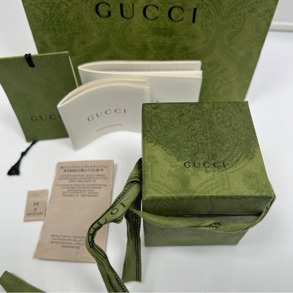 Gucci Silk Neck Bow Bee x GG Pattern Brown Beige Women's Fashion Scarf - Picture 3 of 6